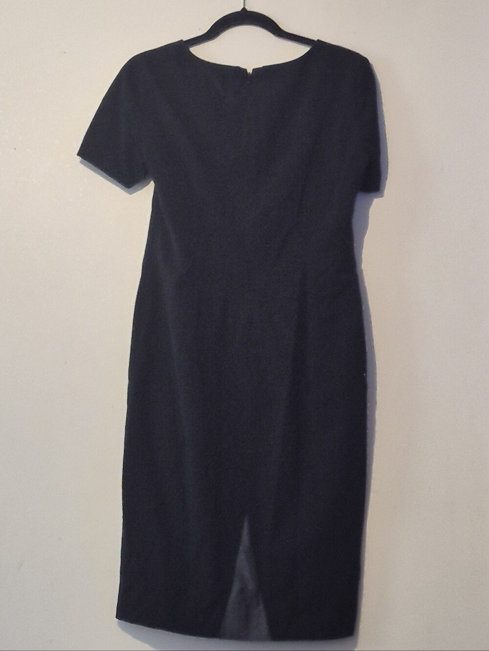 Dress - Picture 4 of 4